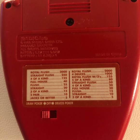 Vintage 1999 Radica Pocket Poker Handheld Electronic Draw and Deuces Game - Picture 5 of 8
